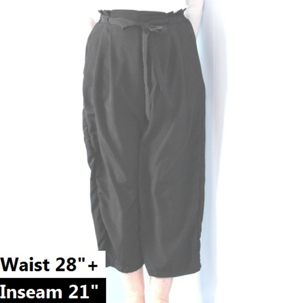 Rue 21 High Waisted Tie Capris Pants Black M